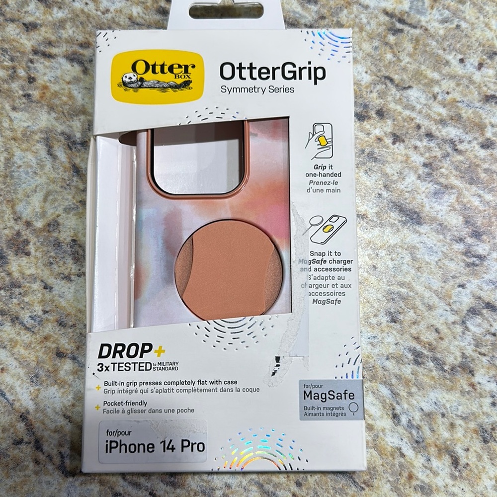 Otter box grip symmetry